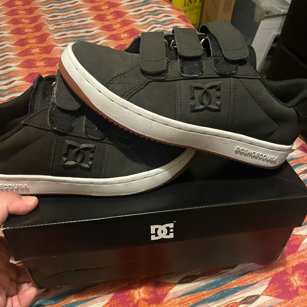 DC shoes